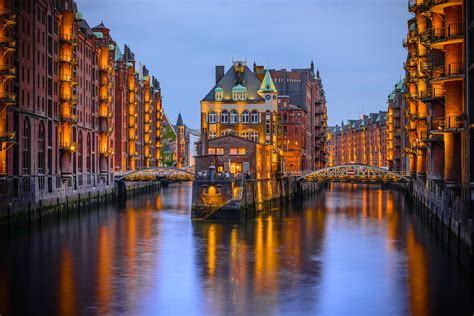is hamburg germany a town or city